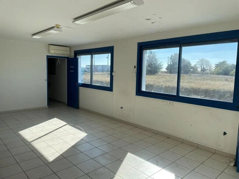 Industriel/Logistique dans Montreuil-Bellay à vendre - Photo intérieure – Image 2 sur 5