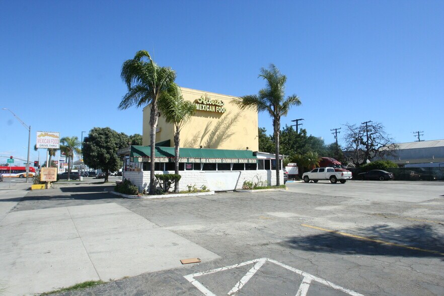 1770 W Pacific Coast Hwy, Long Beach, CA à vendre - Photo de l’immeuble – Image 2 sur 4