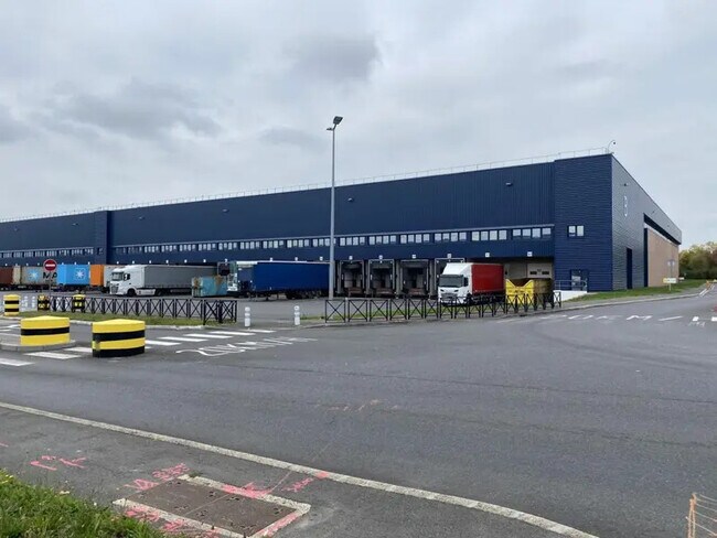 Plus de détails pour Industriel/Logistique à louer