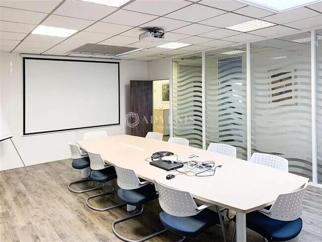 Plus de détails pour Bureau à louer