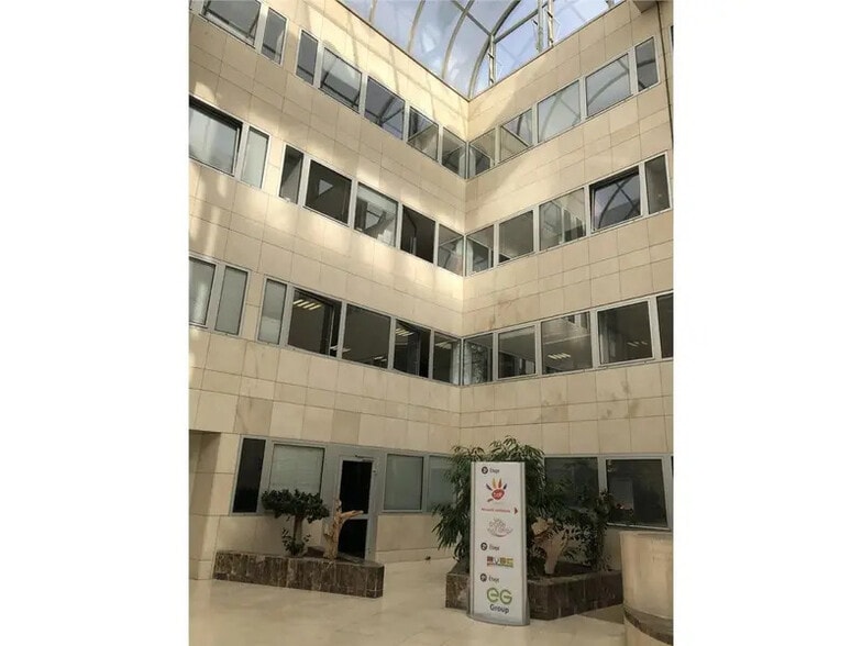 Bureau dans Cergy à louer - Photo intérieure – Image 3 sur 9