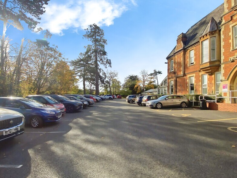 Eastcourt Ave, Reading à louer - Photo de l’immeuble – Image 3 sur 18