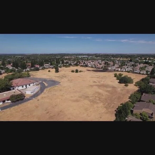 4533 Antelope Rd, Antelope, CA à vendre - Vidéo sur l’annonce professionnelle – Image 2 sur 13