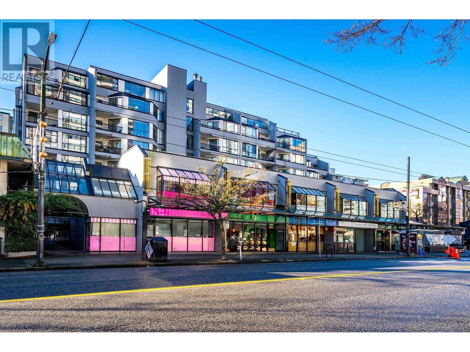 1286 Robson St, Vancouver, BC à vendre Photo de l’immeuble– Image 1 sur 2