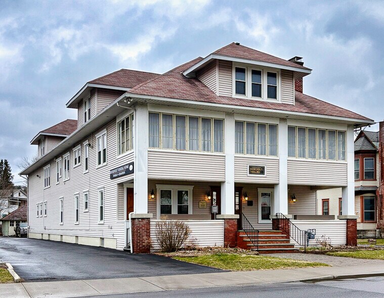 357 Main St, Oneonta, NY à vendre - Photo de l’immeuble – Image 2 sur 2