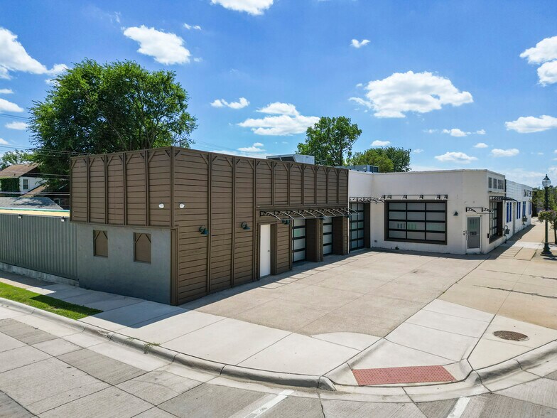 23610 John R Rd, Hazel Park, MI à vendre - Photo de l’immeuble – Image 1 sur 35
