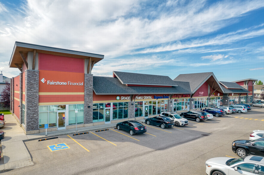 3 Stonegate Dr NW, Airdrie, AB à louer - Photo de l’immeuble – Image 1 sur 6