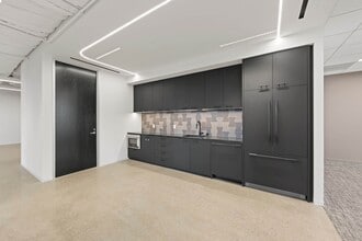 620 Newport Center Dr, Newport Beach, CA à louer Photo intérieure– Image 1 sur 6