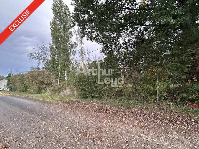 Terrain dans Abrest à vendre - Photo de l’immeuble – Image 2 sur 3