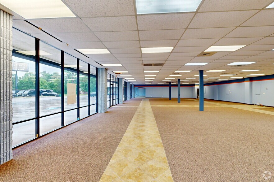 25770 Interstate 45 North, Spring, TX à vendre - Numérisation 3D Matterport – Image 2 sur 20