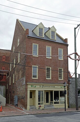 Plus de détails pour 8 W OLD St, Petersburg, VA - Local commercial à louer