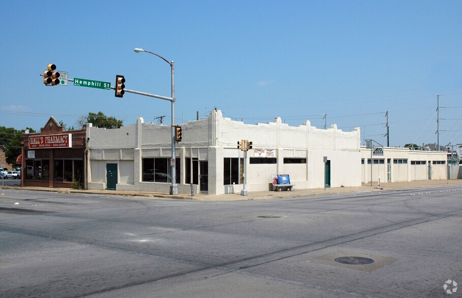 550-558 Hemphill St, Fort Worth, TX à louer - Photo de l’immeuble – Image 2 sur 7