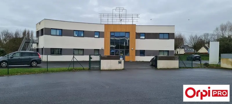 Bureau dans Lamballe-Armor à louer - Photo de l’immeuble – Image 3 sur 3