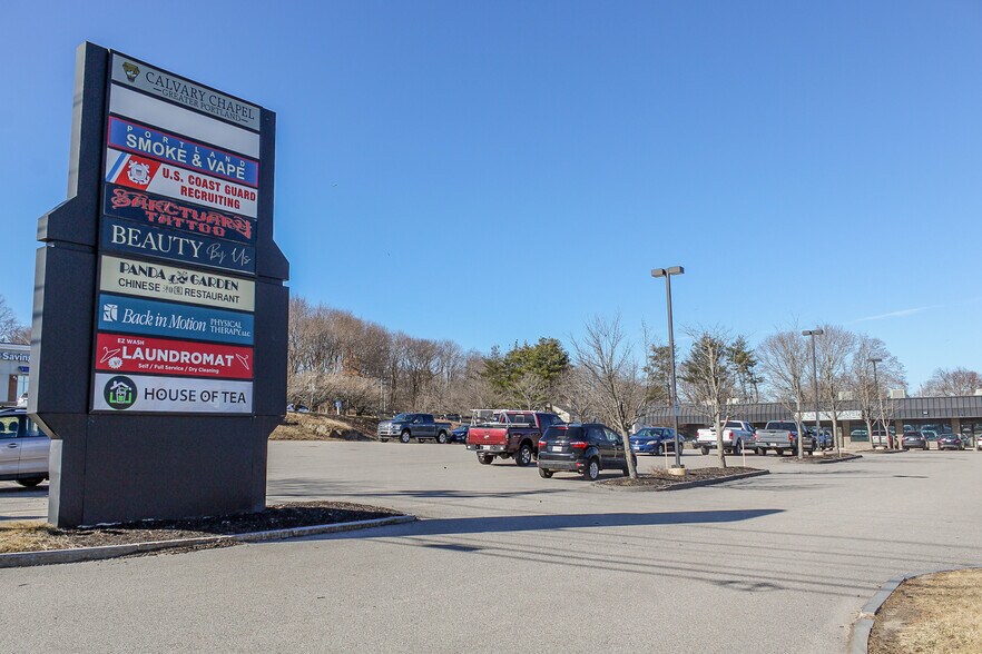 1041 Brighton Ave, Portland, ME à louer - Photo de l’immeuble – Image 2 sur 12