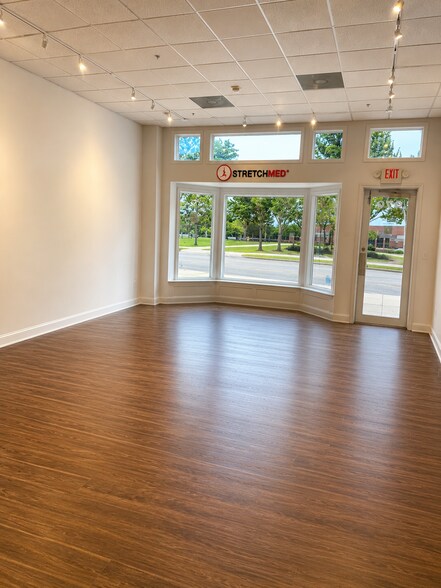 900 Parker Sq, Flower Mound, TX à louer - Photo de l’immeuble – Image 2 sur 5