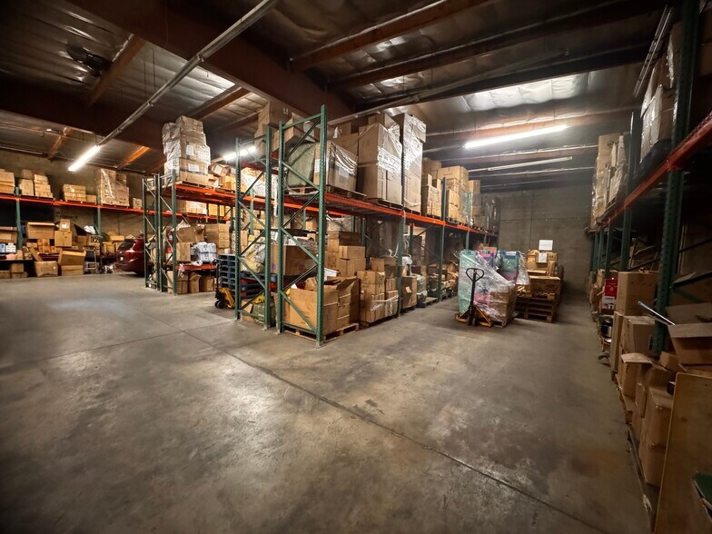 3939 E Cesar E Chavez Ave, Los Angeles, CA à louer - Photo de l’immeuble – Image 3 sur 15