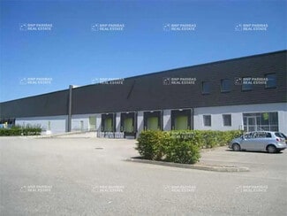 Plus de détails pour 7 Rue André Sentuc, Vénissieux - Bureau, Local d'activités à louer