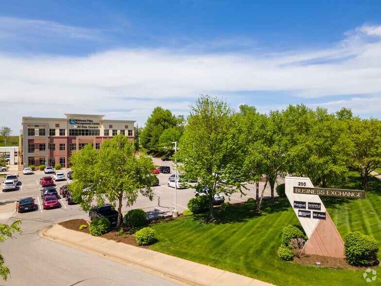 200 NE Missouri Rd, Lee's Summit, MO à vendre - Photo de l’immeuble – Image 2 sur 7