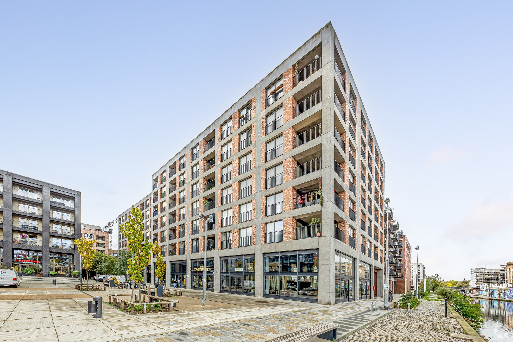 13 Rookwood Way, Londres à louer Photo principale– Image 1 sur 18