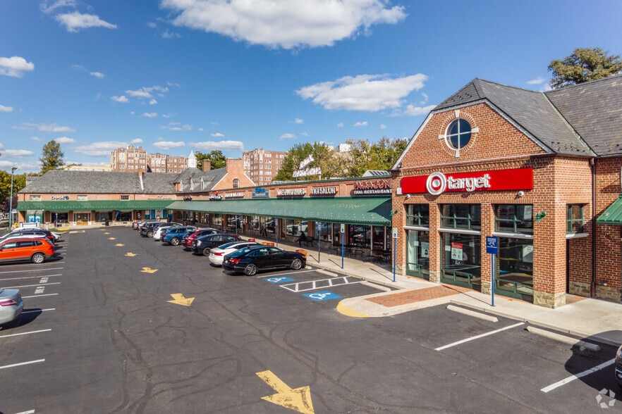 3501-3527 Connecticut Ave NW, Washington, DC à louer - Photo principale – Image 1 sur 7