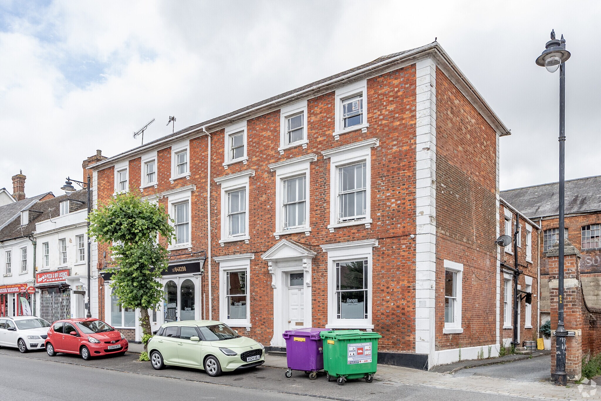 147-148 High St, Royal Wootton Bassett à vendre Photo principale– Image 1 sur 6