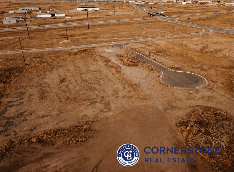 Opportunity, Mills, WY à vendre - Photo de l’immeuble – Image 1 sur 9