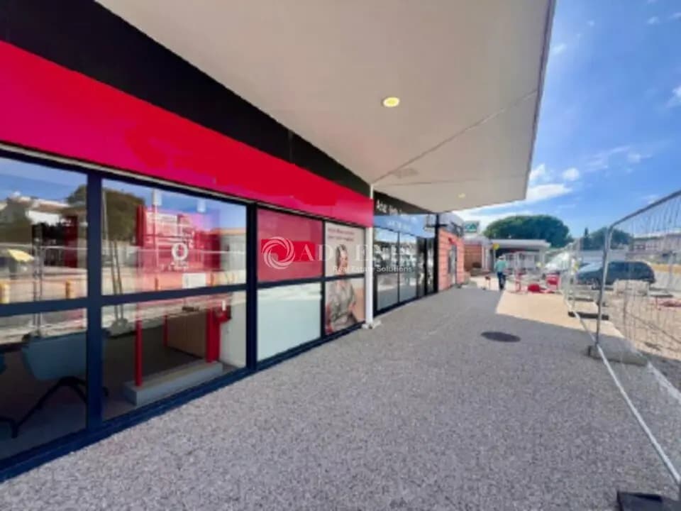 Local commercial dans Montpellier à vendre Photo de l’immeuble– Image 1 sur 7