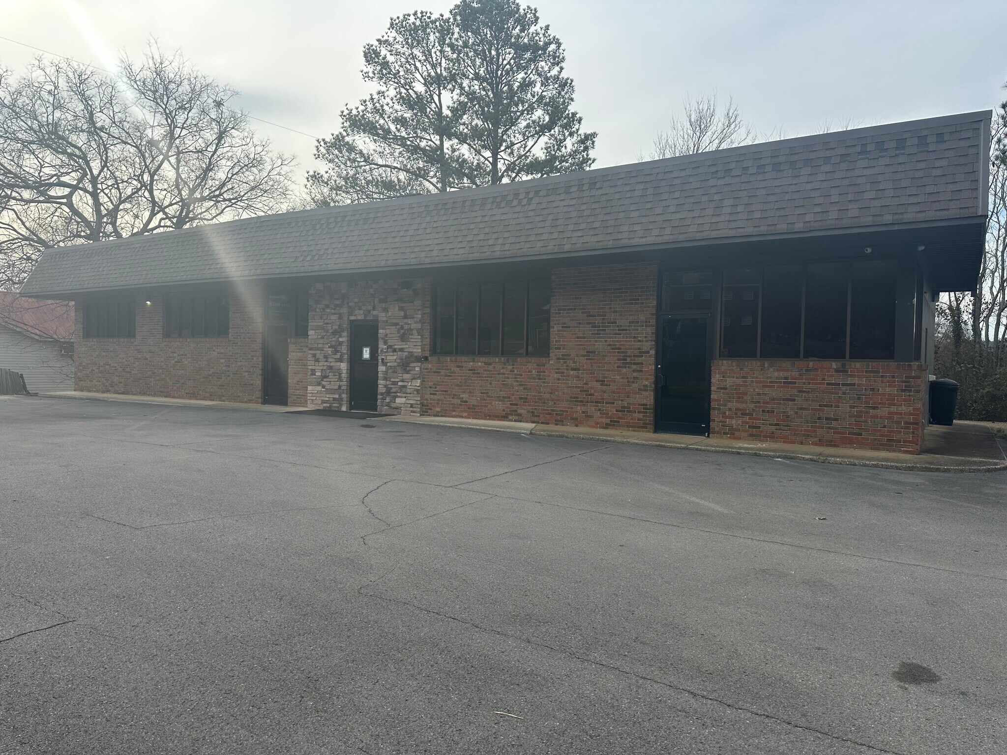 1210 Noccalula Rd, Gadsden, AL à vendre Photo principale– Image 1 sur 7