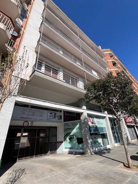 Bureau dans Barberà del Vallès, Barcelona à louer Photo principale– Image 1 sur 3