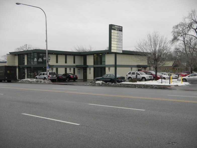 3317-3319 W 95th St, Evergreen Park, IL à louer - Photo principale – Image 1 sur 10
