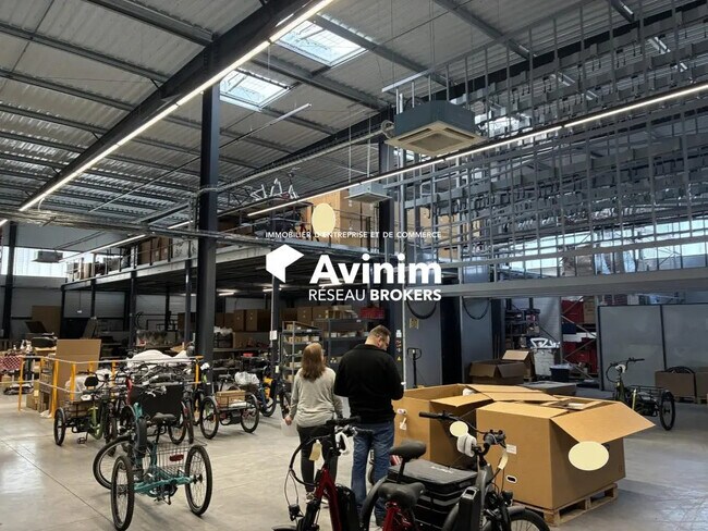 Plus de détails pour Industriel/Logistique à louer