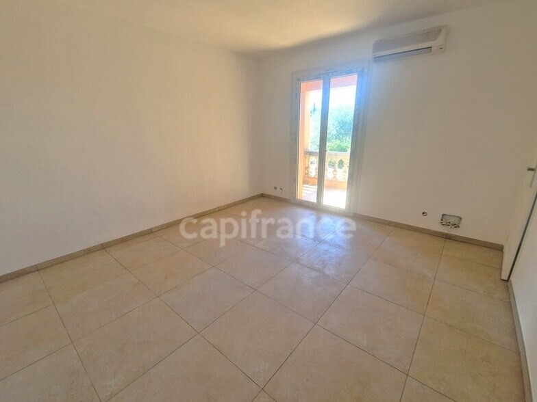 Bureau dans Nice à louer - Photo de l’immeuble – Image 2 sur 3