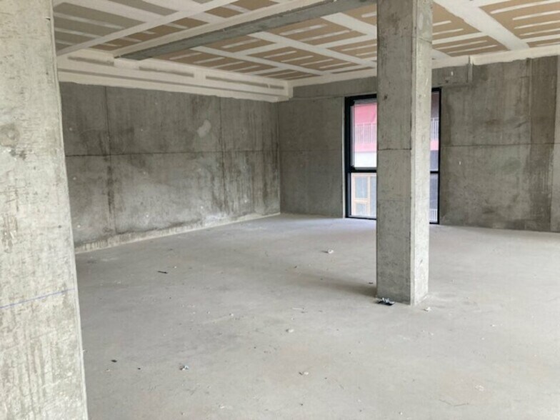Bureau dans L'ILE-SAINT-DENIS à vendre - Photo intérieure – Image 3 sur 7
