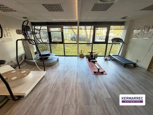 Plus de détails pour Bureau à louer