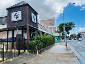 1240 S King St, Honolulu, HI à louer Photo intérieure– Image 2 sur 17