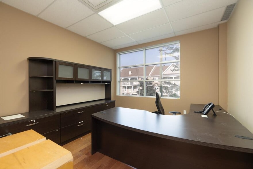 24 Carré Sicard, Sainte-therese, QC à louer - Photo intérieure – Image 2 sur 5