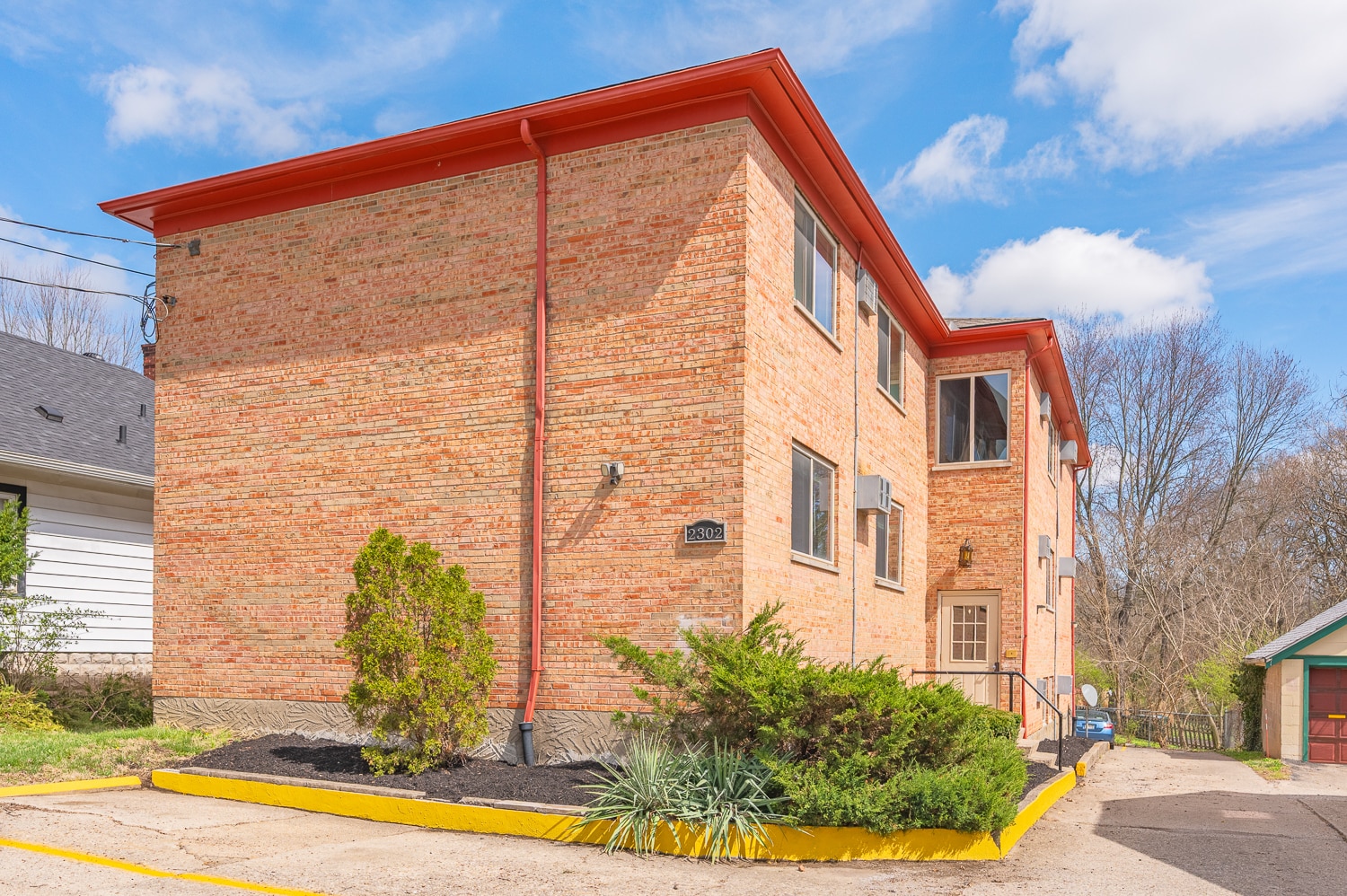 2302 Salvador St, Cincinnati, OH à vendre Photo principale– Image 1 sur 26