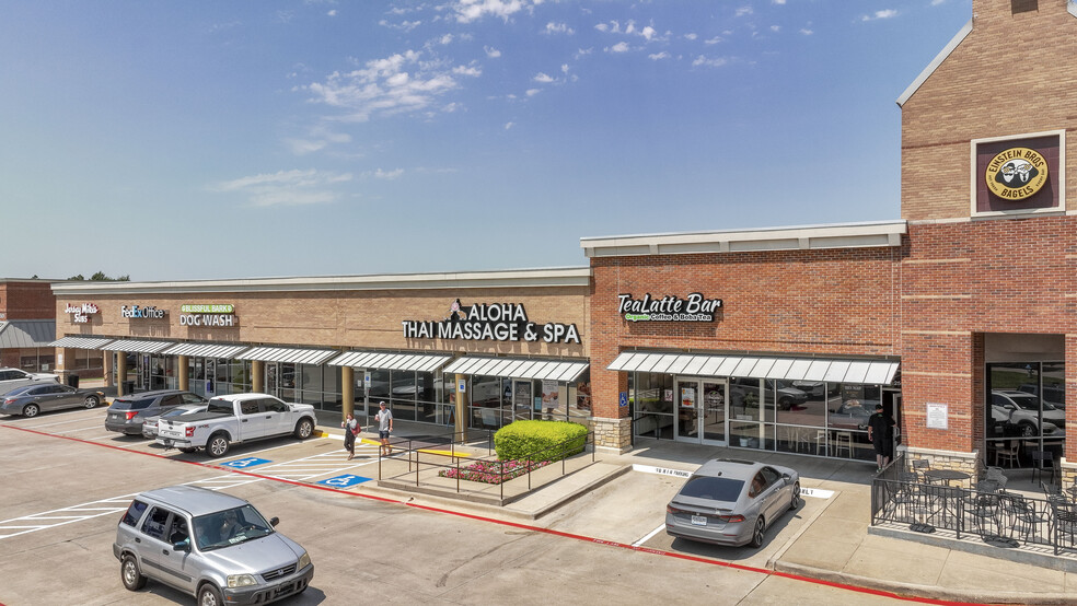 2717 Cross Timbers Rd, Flower Mound, TX à louer - Photo de l’immeuble – Image 2 sur 5