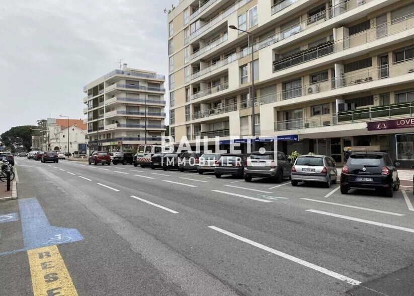 Local commercial dans Cannes à louer - Photo de l’immeuble – Image 2 sur 10