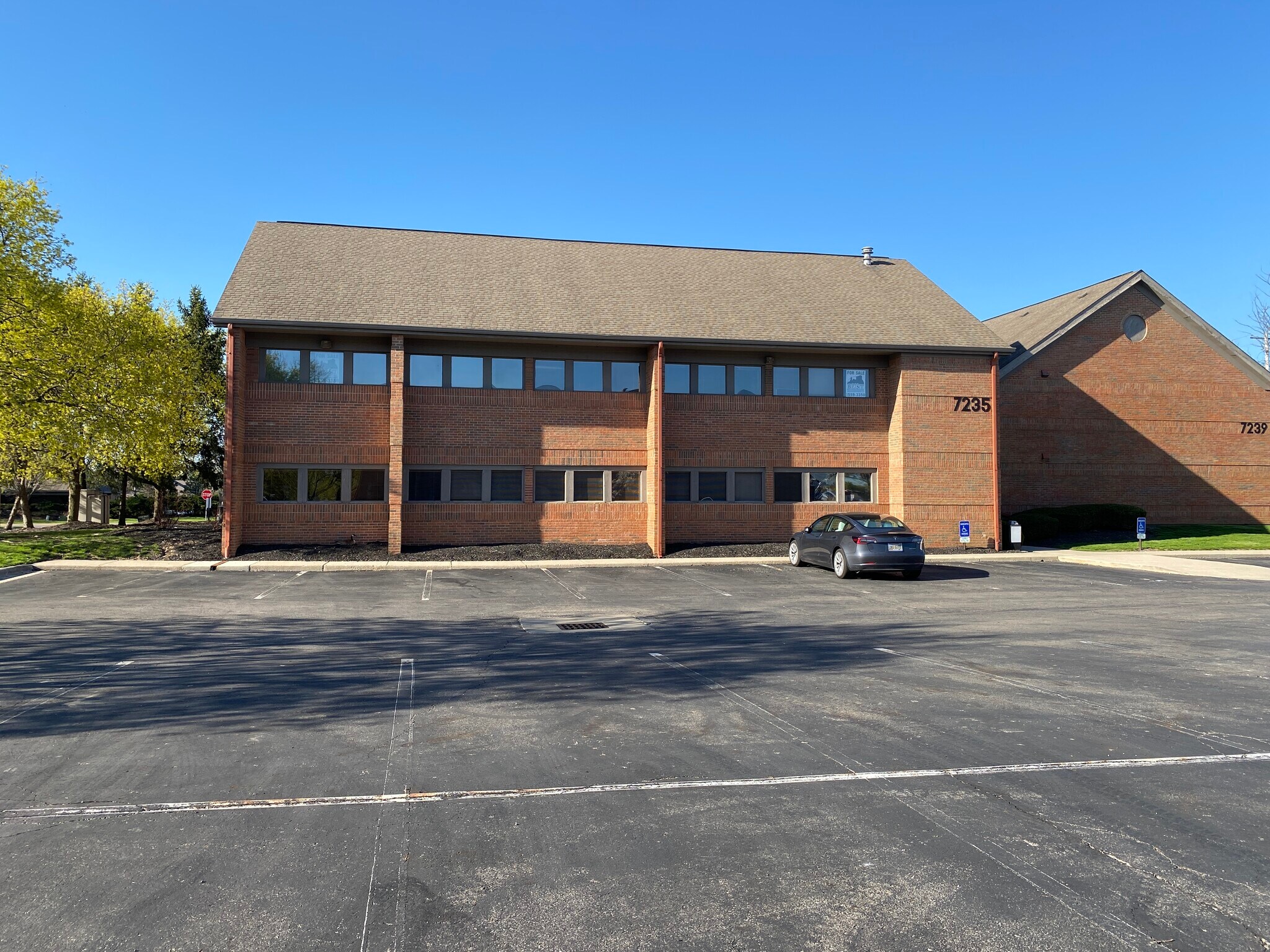 7243 Sawmill Rd, Dublin, OH à louer Photo de l’immeuble– Image 1 sur 27