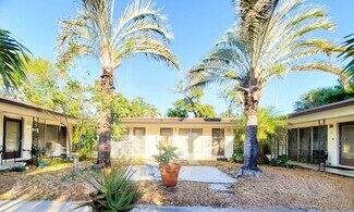 Plus de détails pour 1708 NE 20th Ave, Fort Lauderdale, FL - Logement à vendre