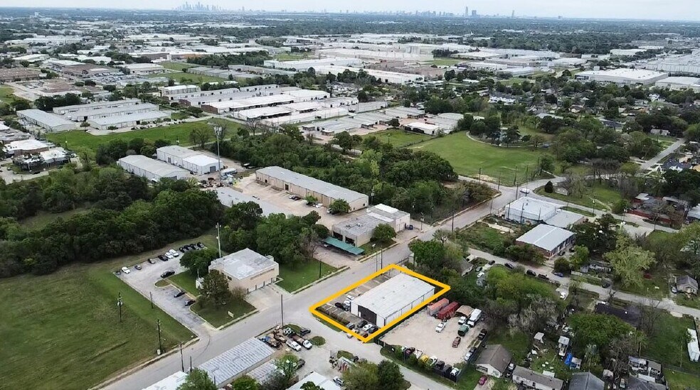 5757 Teague Rd, Houston, TX à louer - Photo de l’immeuble – Image 2 sur 6