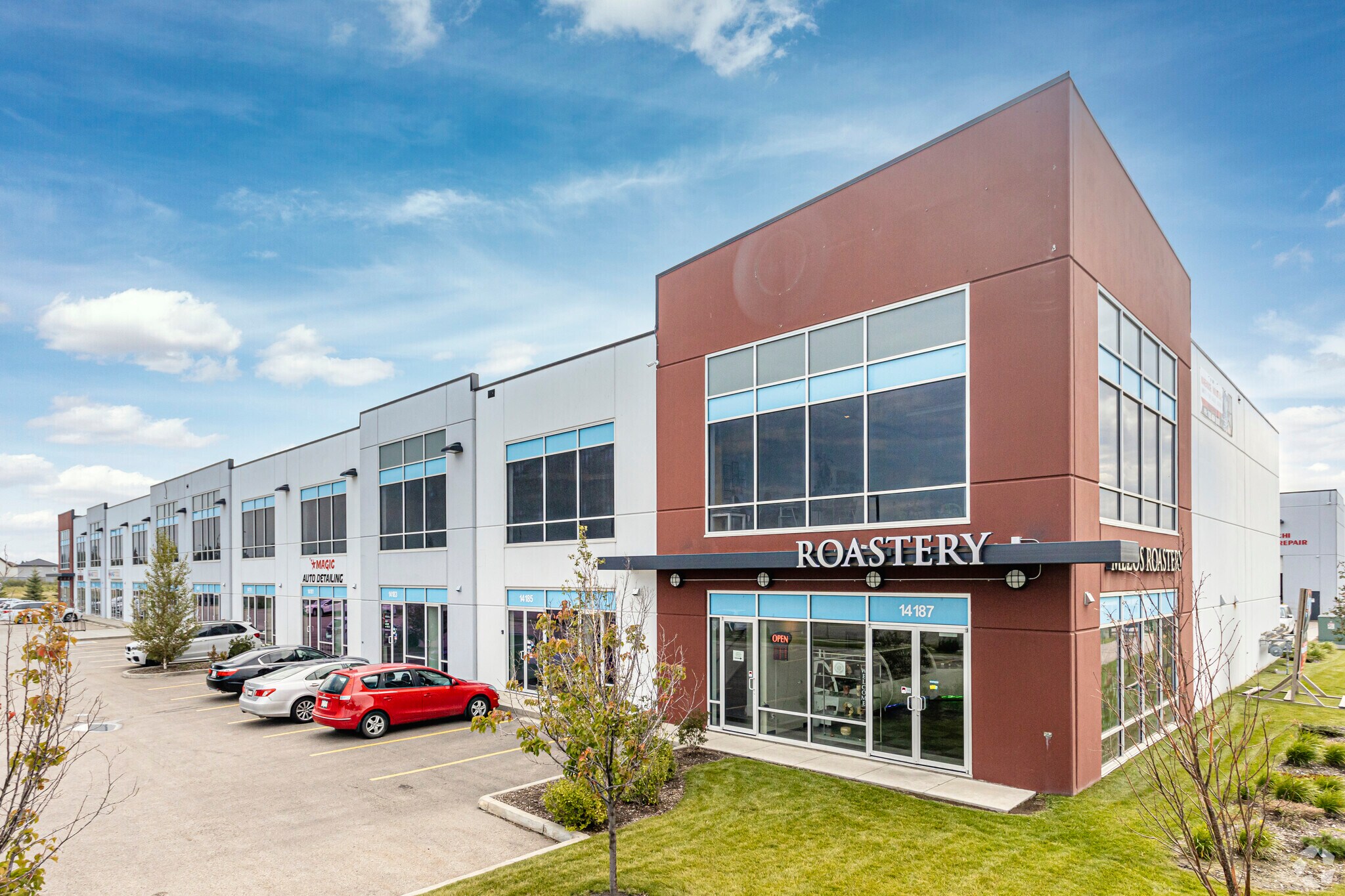 14165-16183 162 Av NW, Edmonton, AB à vendre Photo de l’immeuble– Image 1 sur 5