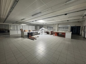 Local d'activités dans Cordemais à vendre Photo intérieure– Image 2 sur 3