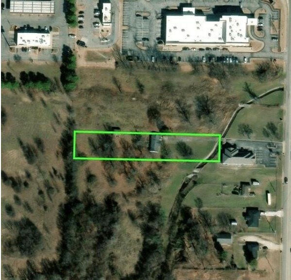 718 N 40th St, Springdale, AR à vendre - Photo de l’immeuble – Image 2 sur 4