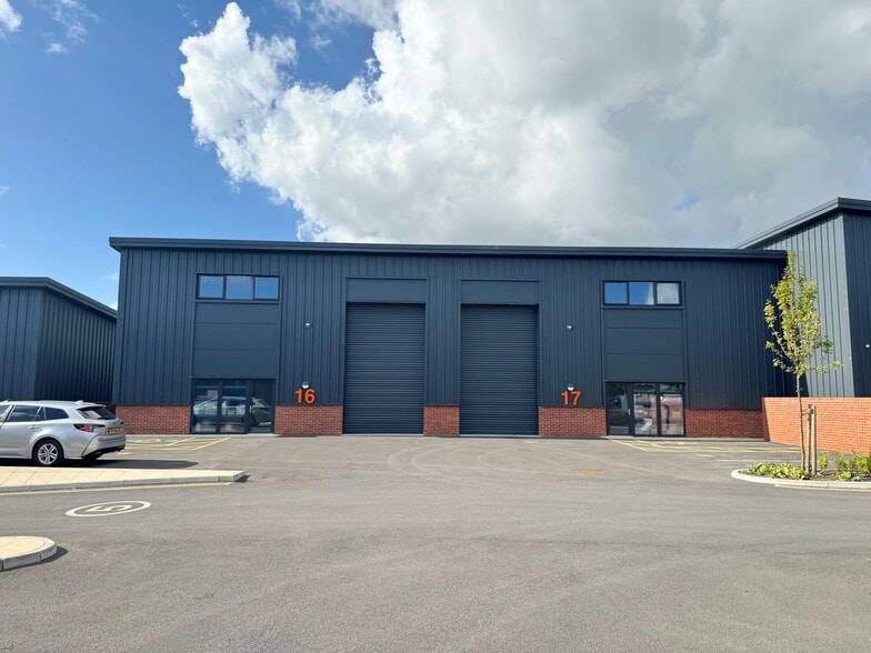 Knowle Ln, Eastleigh à vendre - Photo de l’immeuble – Image 3 sur 9