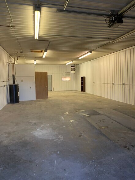 114 Stevens Dr, Iowa City, IA à louer - Photo de l’immeuble – Image 2 sur 5