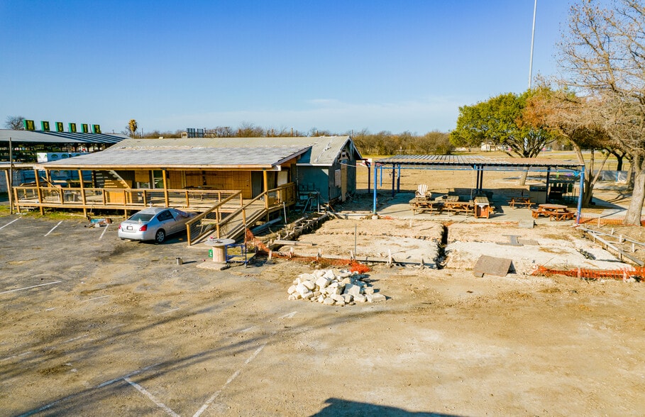 1600 S General Mcmullen Dr, San Antonio, TX à louer - Photo principale – Image 1 sur 29