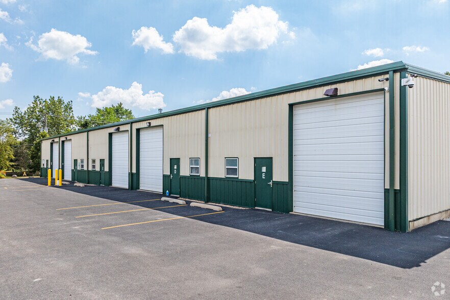6320 W Bruns Rd, Monee, IL à louer - Photo de l’immeuble – Image 3 sur 5