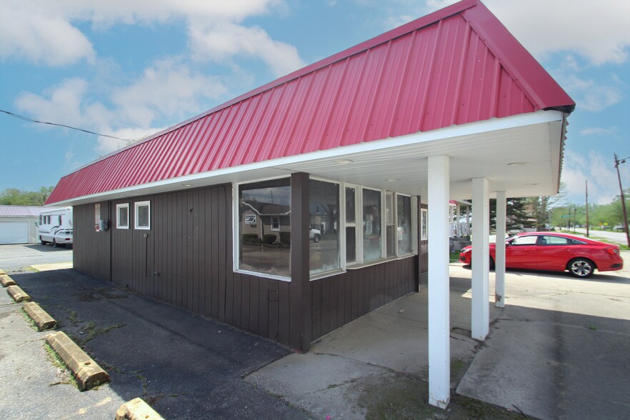 413 Bank St, Lodi, OH à vendre - Photo de l’immeuble – Image 2 sur 9